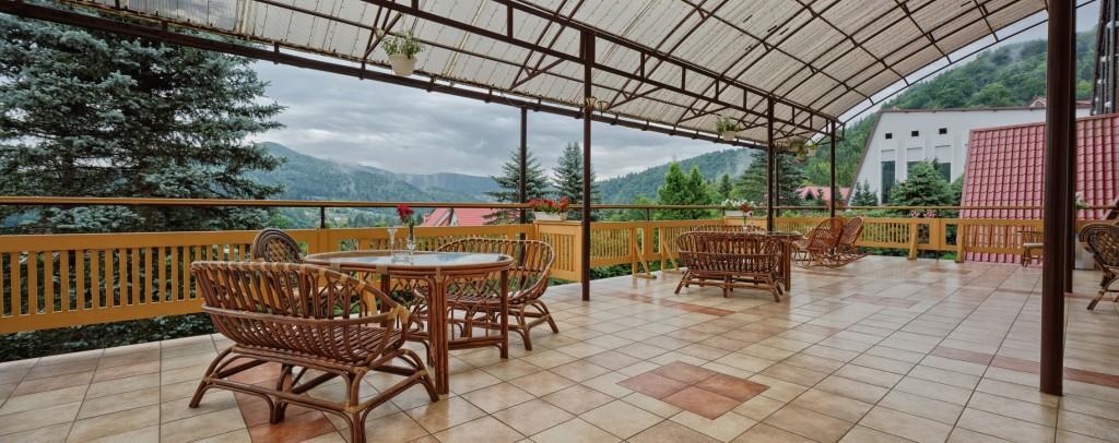 Karpaty Hotel Yaremche Exterior foto